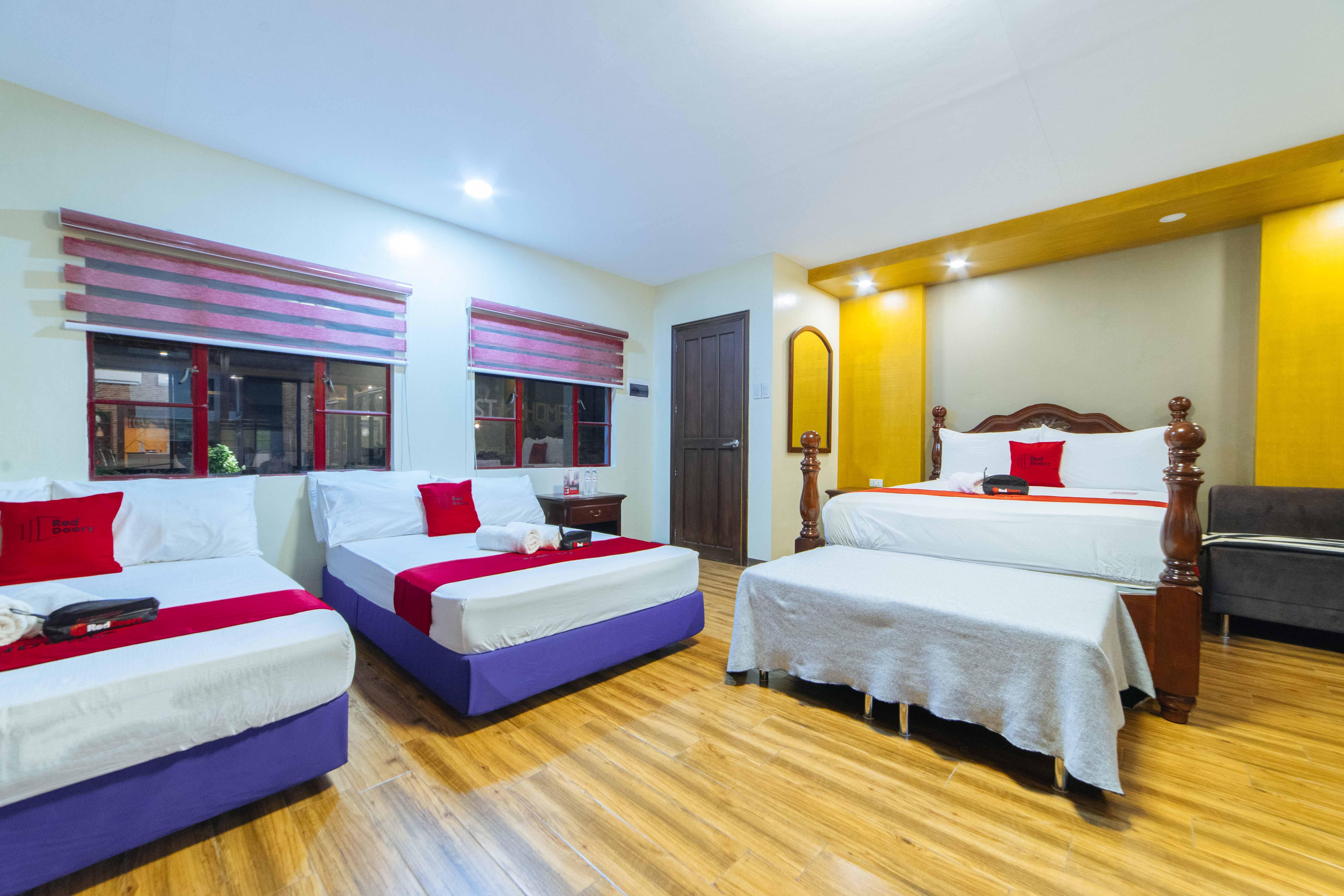 Reddoorz Plus @ Starhomes Olivianville Tarlac City Luaran gambar