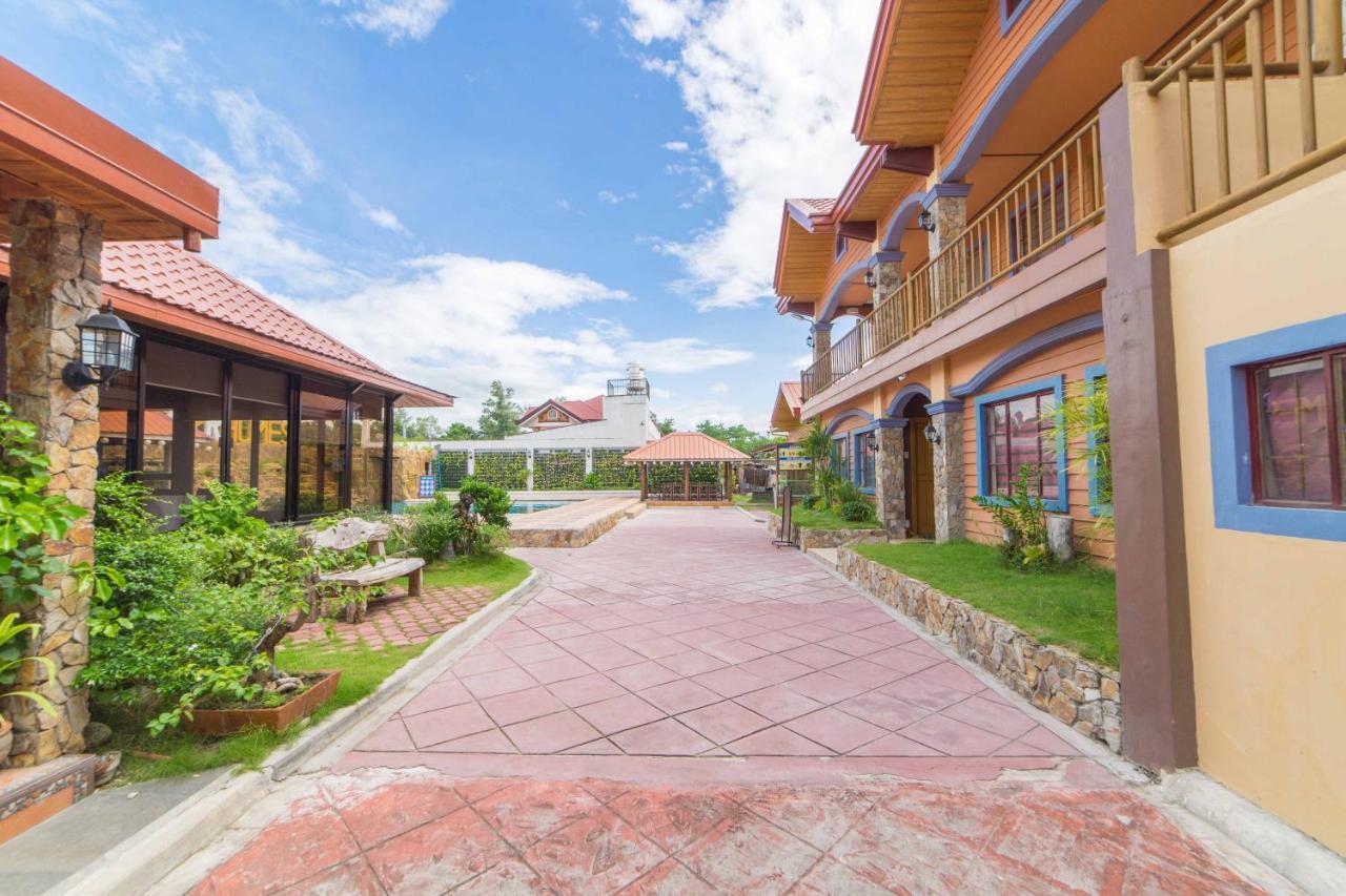 Reddoorz Plus @ Starhomes Olivianville Tarlac City Luaran gambar